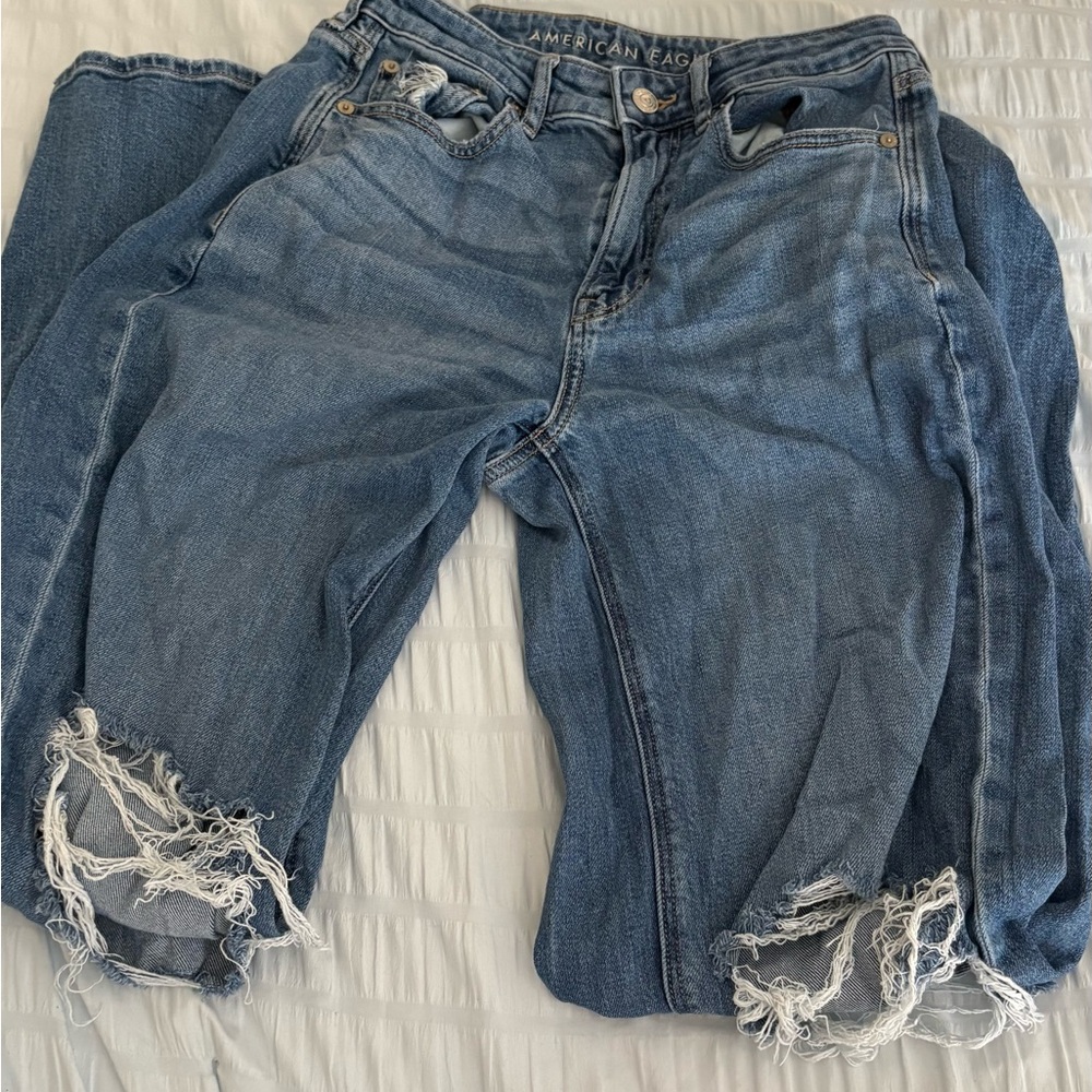 American Eagle Outfitters Distressed Dark Blue Cropped Jeans